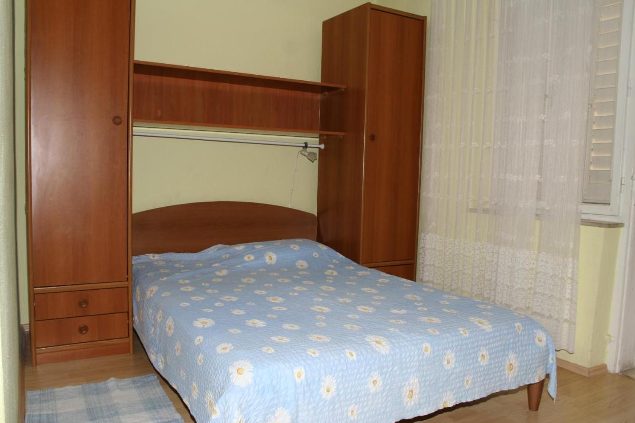 Apartments By The Sea Podgora, Makarska - 2615 Екстер'єр фото