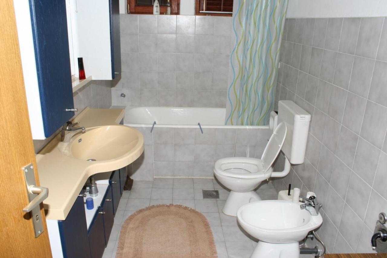 Apartments By The Sea Podgora, Makarska - 2615 Екстер'єр фото